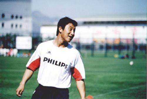 hth集团-大连7冠功勋张恩华去世！甲A金球奖得主曾留洋英国